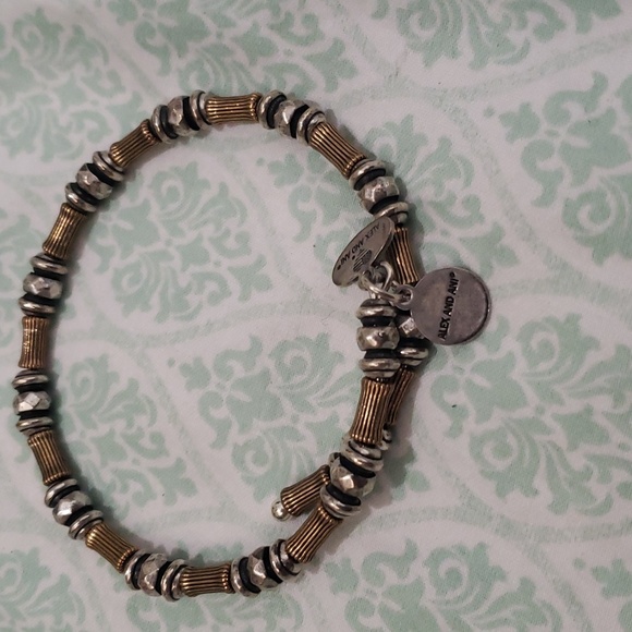 Gold & Silver Unisex Vintage Bracelet - Picture 3 of 4